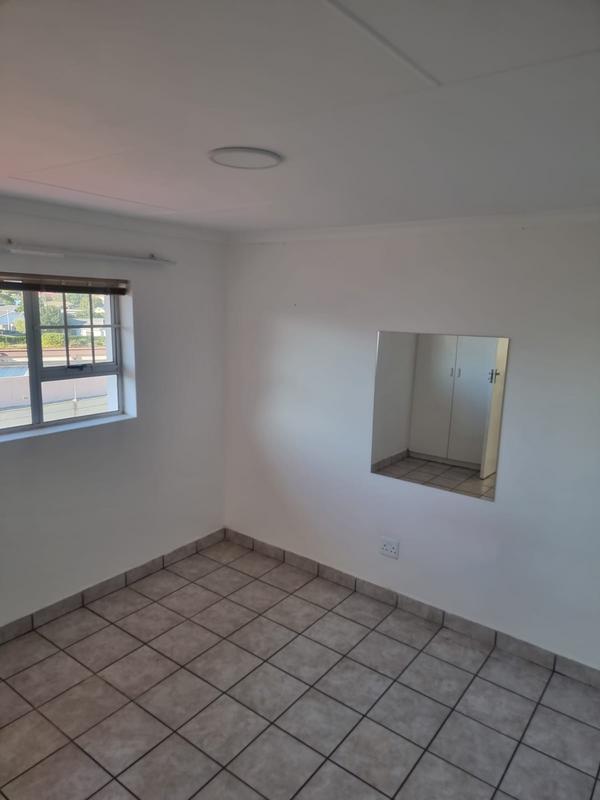 2 Bedroom Property for Sale in Hartenbos Central Western Cape